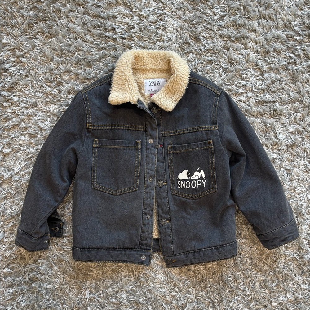 Zara Kids Peanuts Snoopy Grey Denim Jacket Size 4-5 Years